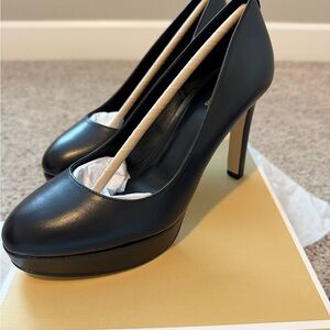 Michael Kors Chantal Platform Pump